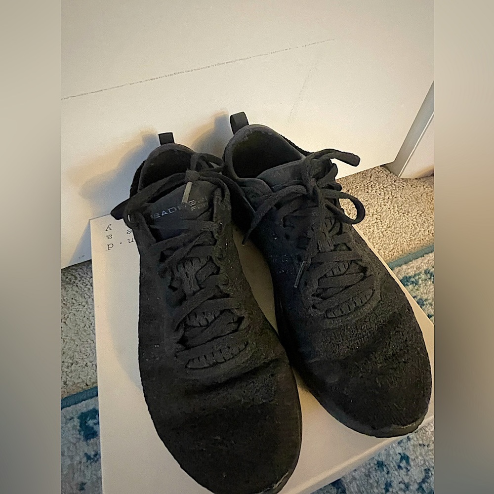 Women’s size 8 Under Armor Black Running Shoes